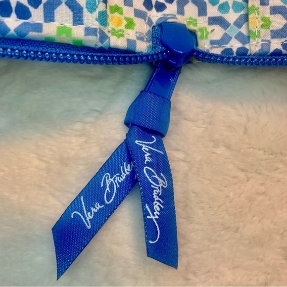 Vera Bradley Large Wallet Clutch Blue Geometric Floral Paisley Zip-Up Card Slots - Picture 14 of 16